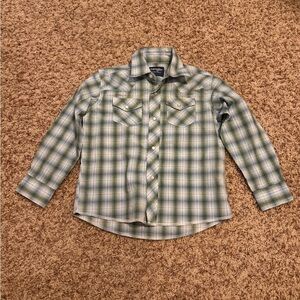 Wrangler Plaid Button-Up Shirt size small 5/6